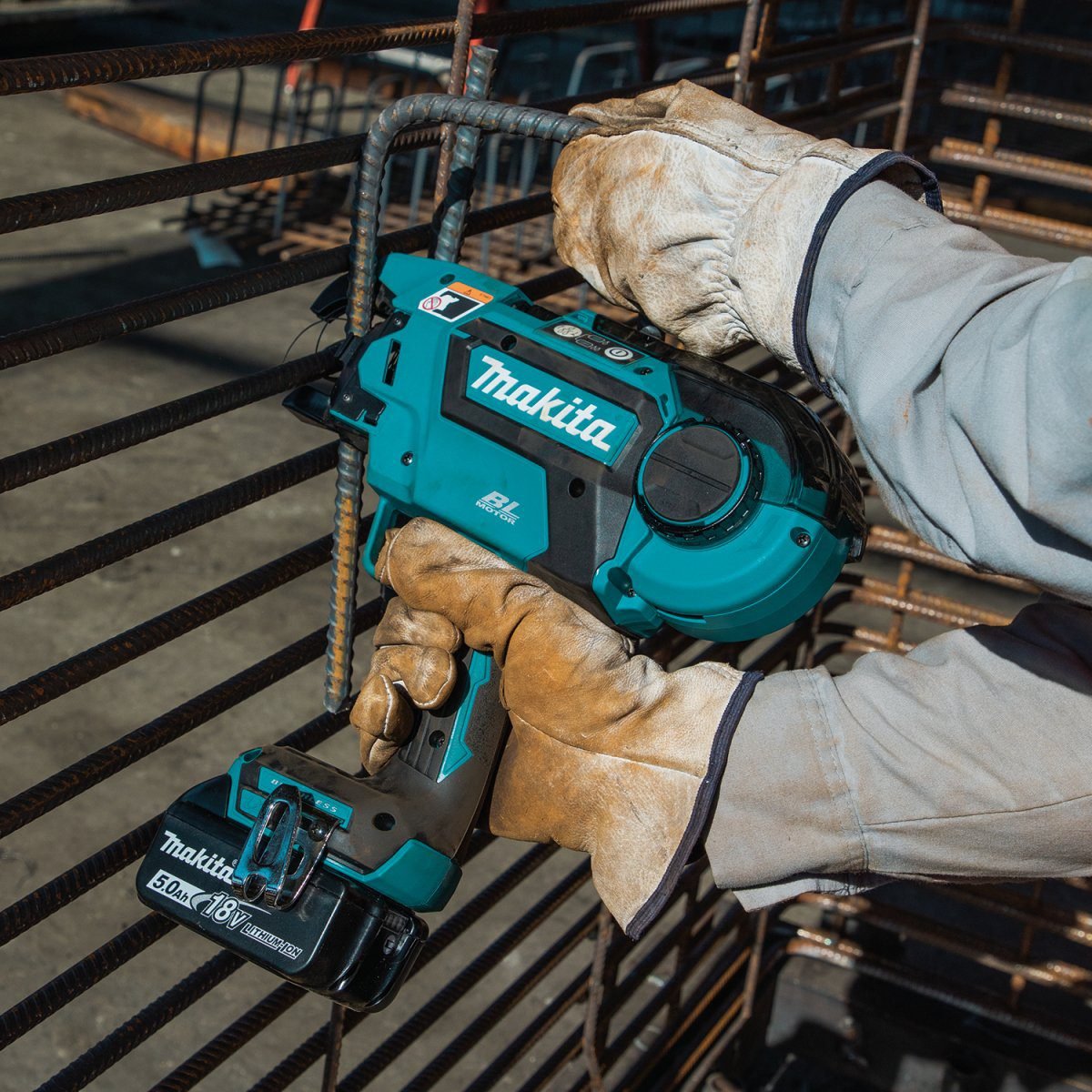 18v-lxt-lithiumion-brushless-cordless-rebar-tying-tool-437448.jpg